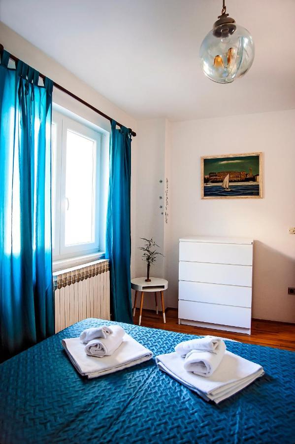 Hana House Pula Buitenkant foto